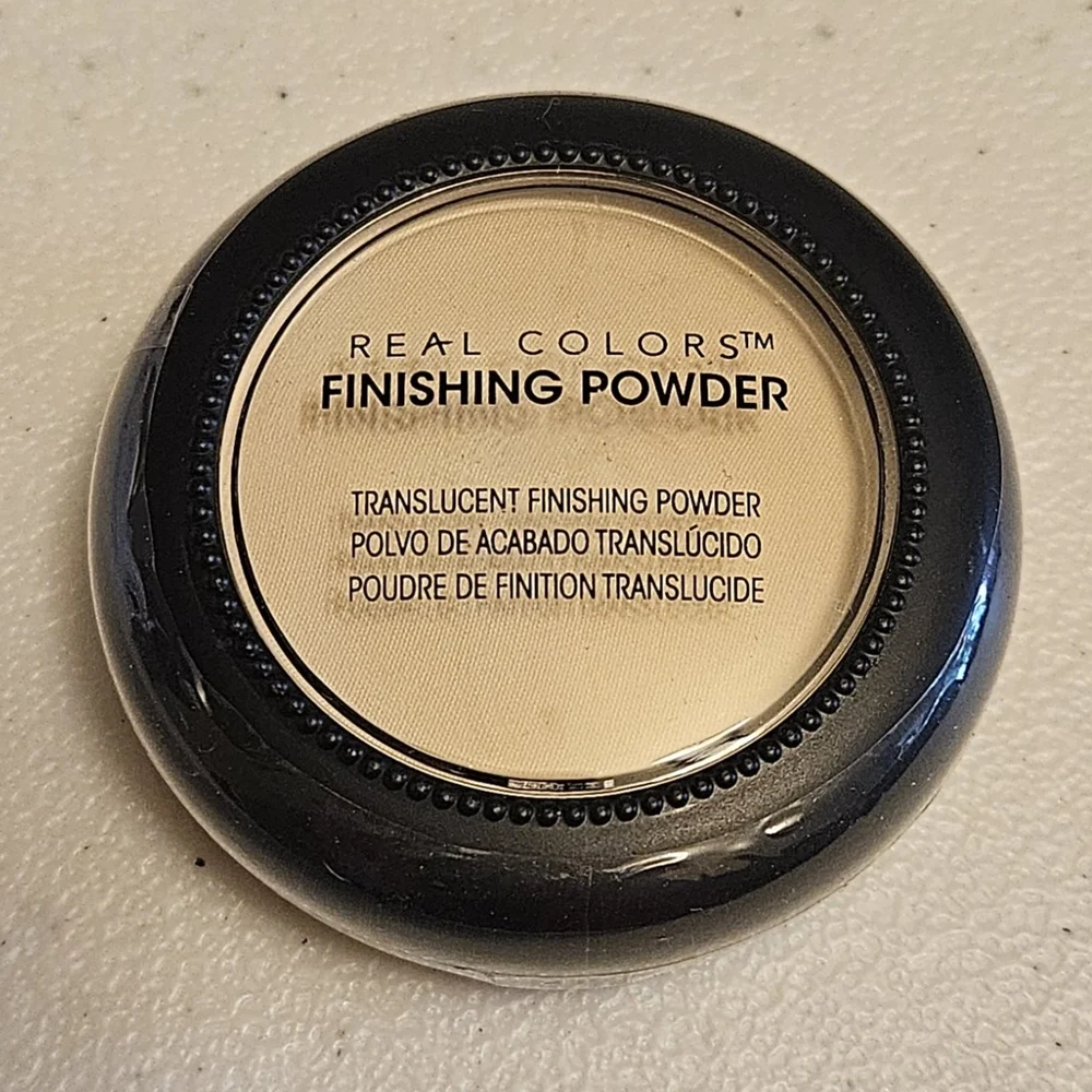 Real Colors Translucent Finishing Powder NEW